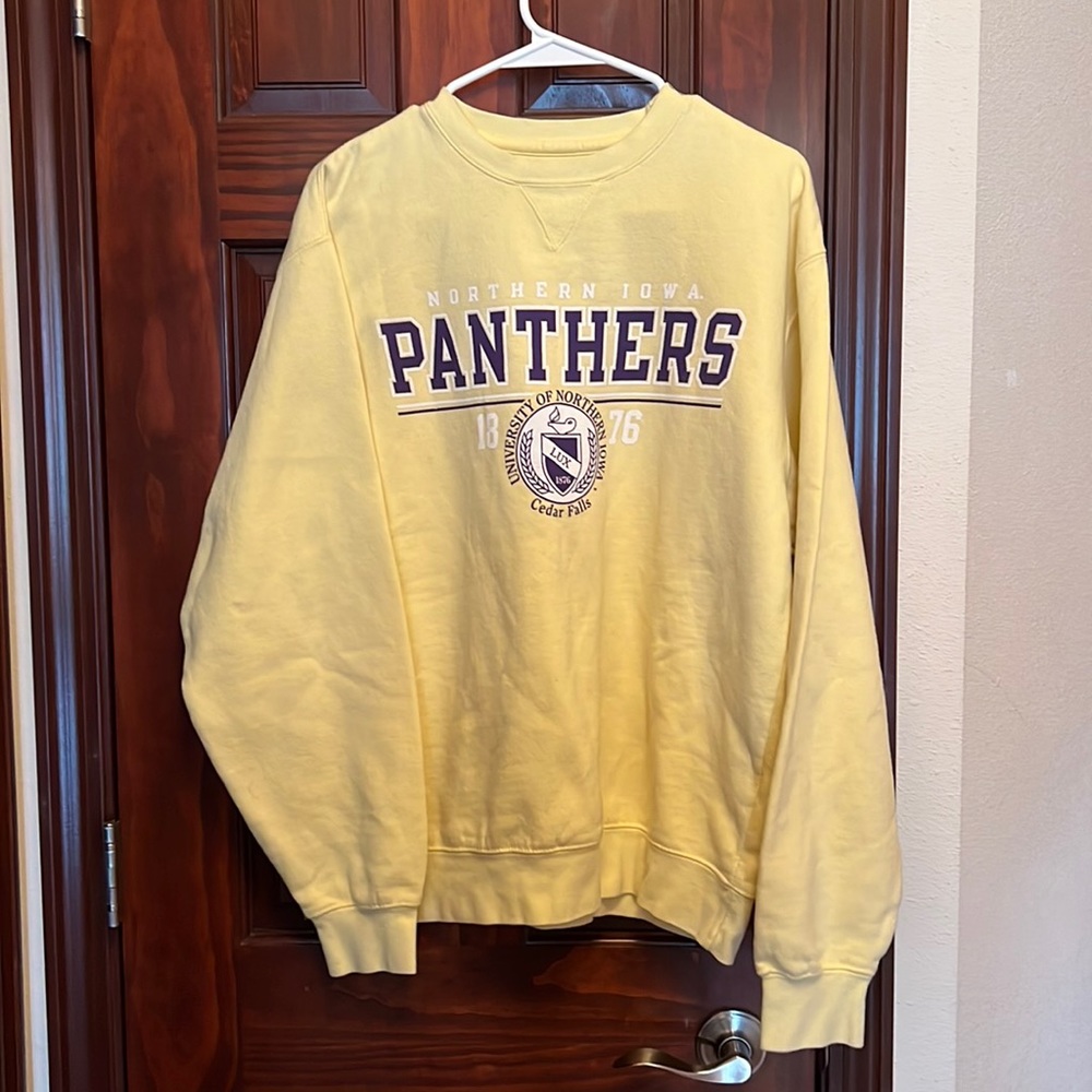 University of northern Iowa crewneck sweatshirt